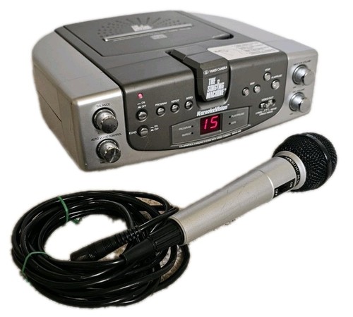 Karaoke maschine the singing - karaoke,